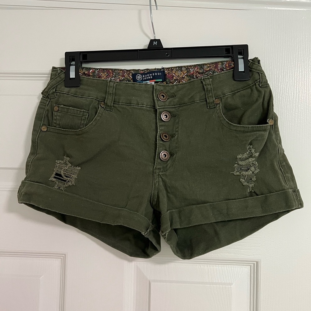 Boomboom Jeans | Green Jeans | Low-waisted shorts